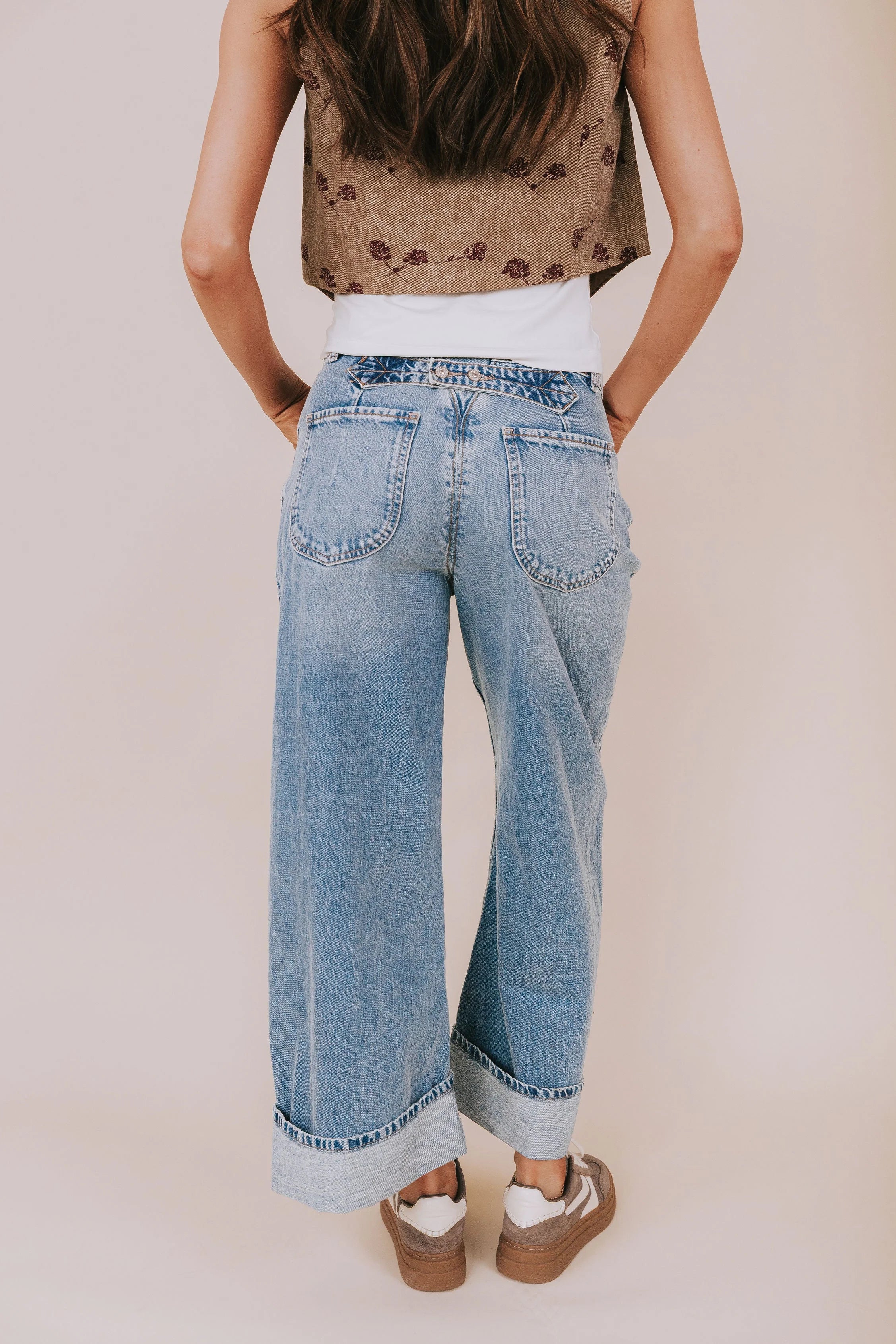 Wide-Leg Jeans
