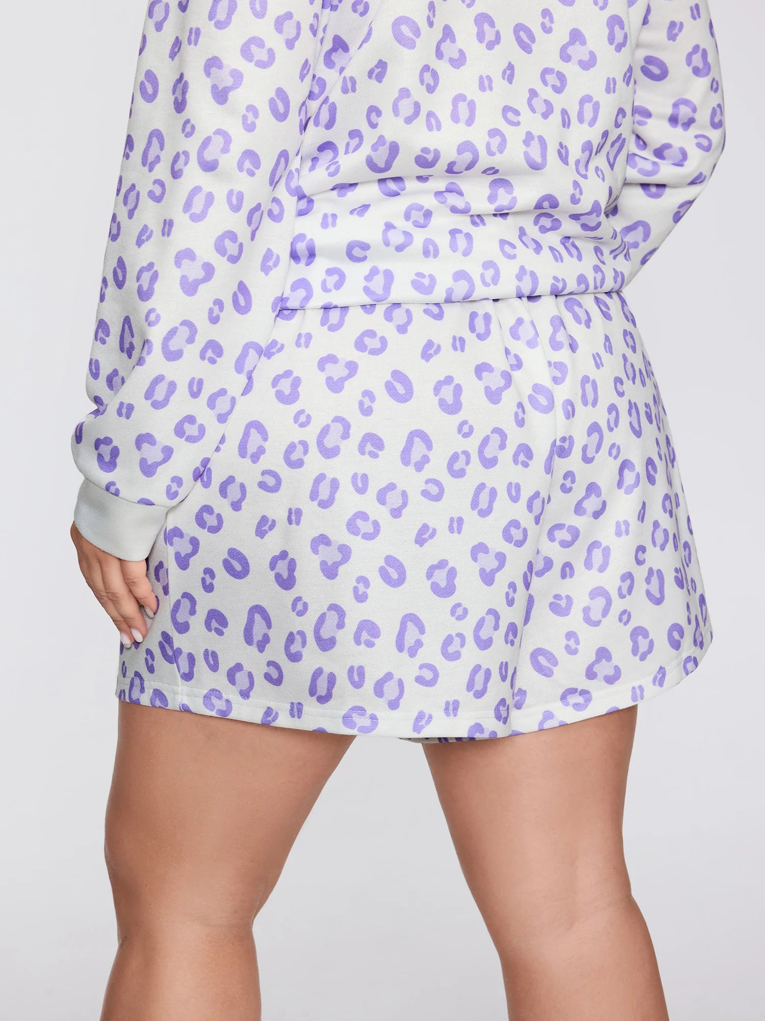 Cozy Leopard Print Contrast Loungewear Set